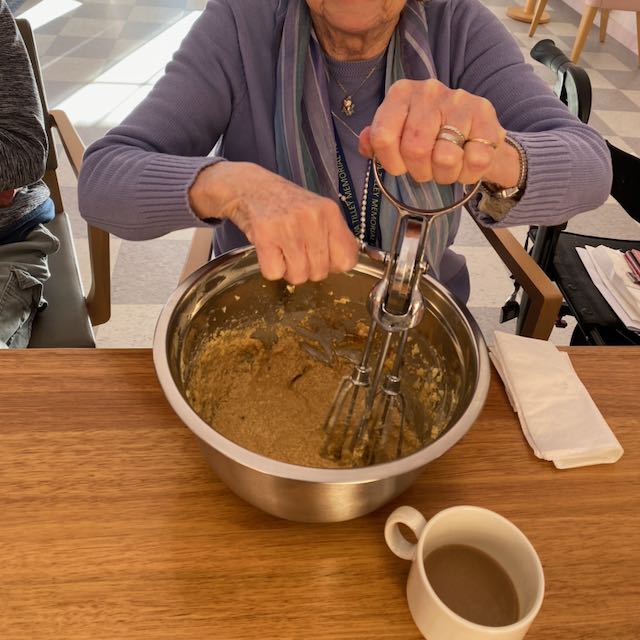Mixing bowl